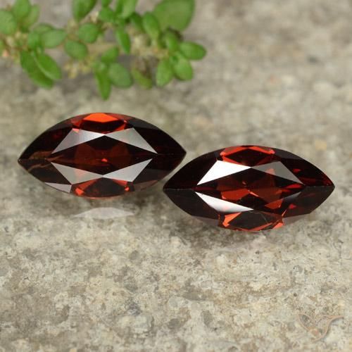 2.82ctw Naturel Rouge foncé Grenat pyrope, Marquise, VVS-VS