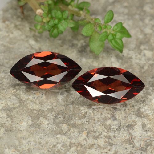 2.25ctw Naturel Rouge foncé Grenat pyrope, Marquise, VVS-VS