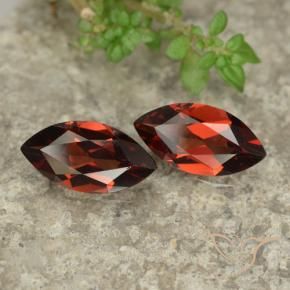 Shop natural 2.25ct Rouge foncé Grenat pyrope gems, Marquise, from Mozambique at GemSelect. In stock, global shipping!