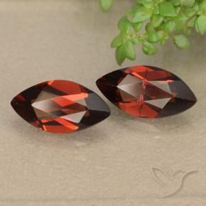 Shop natural 2.49ct Rouge foncé Grenat pyrope gems, Marquise, from Mozambique at GemSelect. In stock, global shipping!