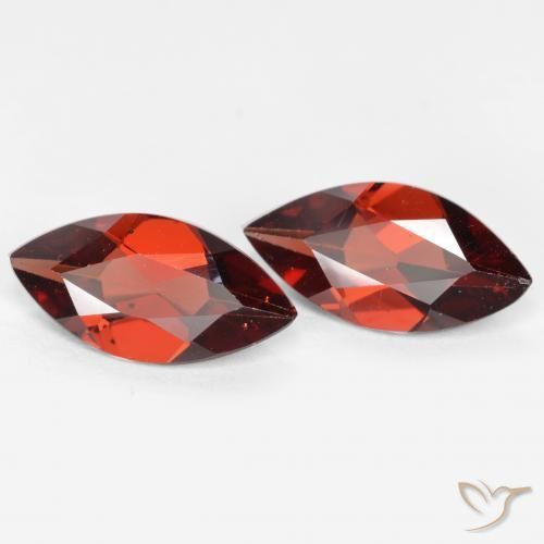 Shop natural 2.16ct Rouge foncé Grenat pyrope gems, Marquise, from Mozambique at GemSelect. In stock, global shipping!