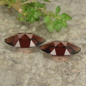 Shop natural 2.69ct Rouge foncé Grenat pyrope gems, Marquise, from Mozambique at GemSelect. In stock, global shipping!