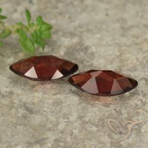 Shop natural 2.37ct Rouge foncé Grenat pyrope gems, Marquise, from Mozambique at GemSelect. In stock, global shipping!