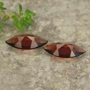 Shop natural 1.71ct Rouge groseille Grenat pyrope gems, Marquise, from Mozambique at GemSelect. In stock, global shipping!