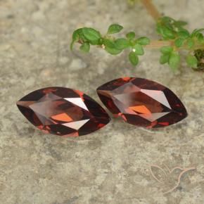 Shop natural 2.04ct Rouge groseille Grenat pyrope gems, Marquise, from Mozambique at GemSelect. In stock, global shipping!