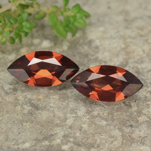1.88ctw Naturel Rouge vif Grenat pyrope, Marquise, VVS-VS