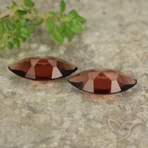 Shop natural 1.88ct Rouge vif Grenat pyrope gems, Marquise, from Mozambique at GemSelect. In stock, global shipping!