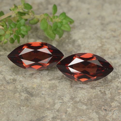 2.41ctw Naturel Rouge vif Grenat pyrope, Marquise, VVS-VS
