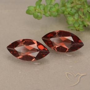 Shop natural 2.02ct Rouge foncé Grenat pyrope gems, Marquise, from Mozambique at GemSelect. In stock, global shipping!