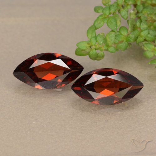 2.16ctw Naturel Rouge moyen Grenat pyrope, Marquise, VVS-VS
