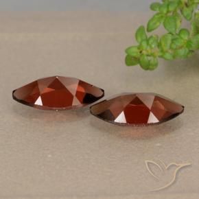 Shop natural 2.66ct Rouge foncé Grenat pyrope gems, Marquise, from Mozambique at GemSelect. In stock, global shipping!