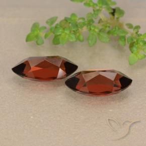 Shop natural 2.71ct Rouge foncé Grenat pyrope gems, Marquise, from Mozambique at GemSelect. In stock, global shipping!