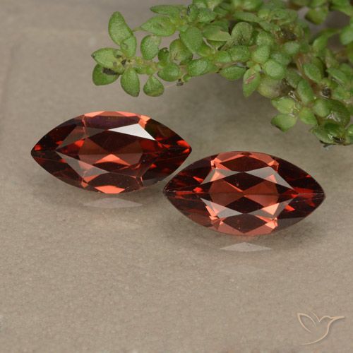2.53ctw Naturel Rouge moyen Grenat pyrope, Marquise, VVS-VS