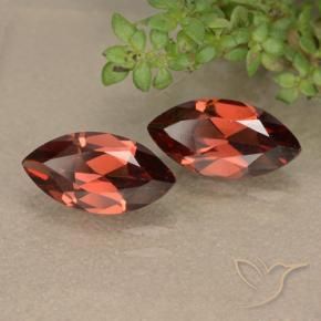 Shop natural 2.52ct Rouge écarlate Grenat pyrope gems, Marquise, from Mozambique at GemSelect. In stock, global shipping!