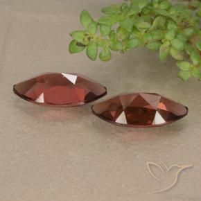 Shop natural 2.52ct Rouge écarlate Grenat pyrope gems, Marquise, from Mozambique at GemSelect. In stock, global shipping!