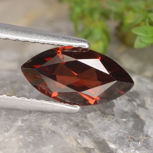 1.36ct Naturel Rouge foncé Grenat pyrope, Marquise, VVS-VS