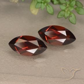 Shop natural 2.89ct Rouge moyen Grenat pyrope gems, Marquise, from Mozambique at GemSelect. In stock, global shipping!