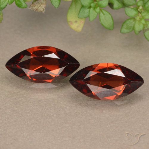 2.03ctw Naturel Rouge merlot Grenat pyrope, Marquise, VVS-VS