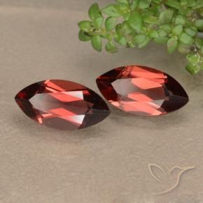 Shop natural 2.69ct Rouge foncé Grenat pyrope gems, Marquise, from Mozambique at GemSelect. In stock, global shipping!