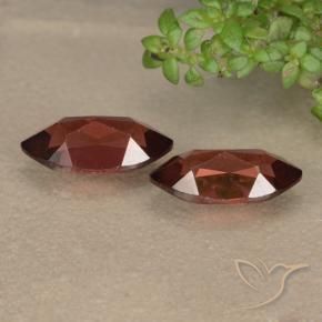 Shop natural 2.69ct Rouge foncé Grenat pyrope gems, Marquise, from Mozambique at GemSelect. In stock, global shipping!
