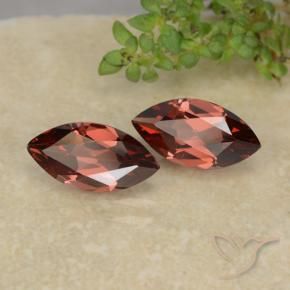 Shop natural 2.39ct Baies rouge profond Grenat pyrope gems, Marquise, from Mozambique at GemSelect. In stock, global shipping!
