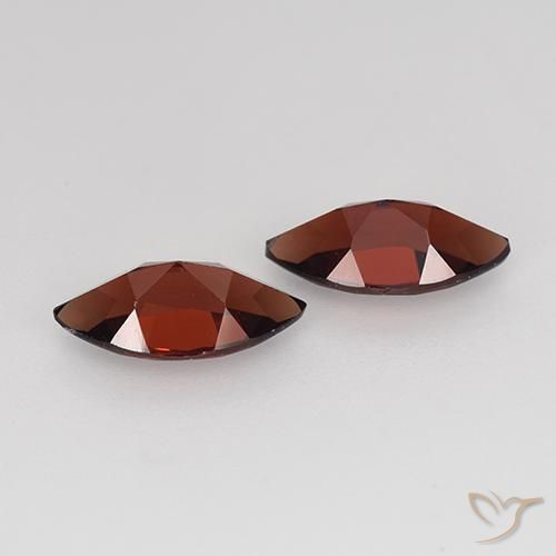 Shop natural 2.42ct Rouge foncé Grenat pyrope gems, Marquise, from Mozambique at GemSelect. In stock, global shipping!