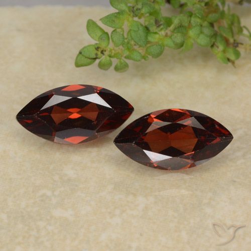 2.45ctw Naturel Rouge foncé Grenat pyrope, Marquise, VVS-VS