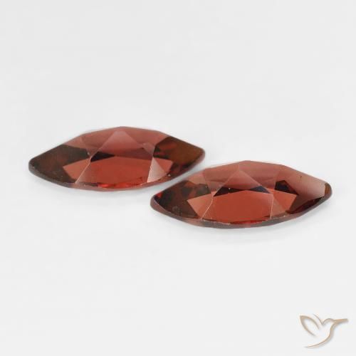 Shop natural 2.27ct Medium Dark-Red Grenat pyrope gems, Marquise, from Mozambique at GemSelect. In stock, global shipping!