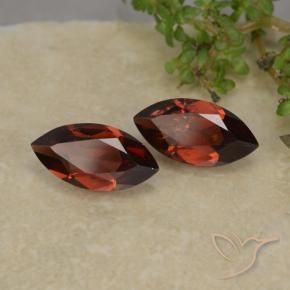 Shop natural 2.37ct Rouge foncé Grenat pyrope gems, Marquise, from Mozambique at GemSelect. In stock, global shipping!