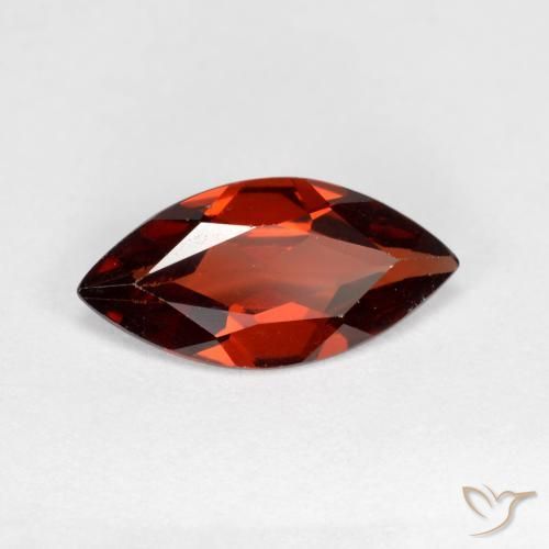 Grenat pyrope Rouge merlot naturelle Marquise, 1.07 ct, VVS-VS