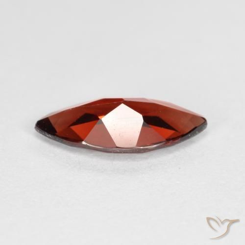 Grenat pyrope Rouge merlot naturelle Marquise, 1.07 ct, VVS-VS