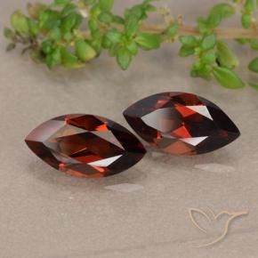 Shop natural 2.57ct Rouge groseille Grenat pyrope gems, Marquise, from Mozambique at GemSelect. In stock, global shipping!