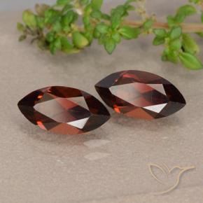 Shop natural 2.69ct Rouge moyen Grenat pyrope gems, Marquise, from Mozambique at GemSelect. In stock, global shipping!