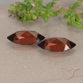 Shop natural 2.69ct Rouge moyen Grenat pyrope gems, Marquise, from Mozambique at GemSelect. In stock, global shipping!
