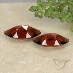 Shop natural 2.65ct Rouge intense Grenat pyrope gems, Marquise, from Mozambique at GemSelect. In stock, global shipping!