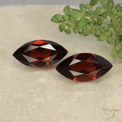 2.39ctw Naturel Rouge feu Grenat pyrope, Marquise, VVS-VS