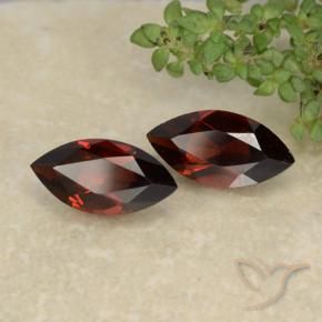 Shop natural 2.39ct Rouge feu Grenat pyrope gems, Marquise, from Mozambique at GemSelect. In stock, global shipping!