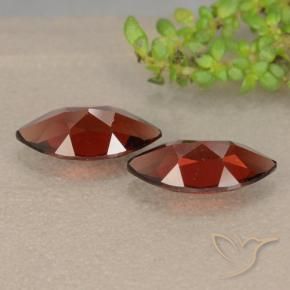 Shop natural 2.54ct Rouge foncé Grenat pyrope gems, Marquise, from Mozambique at GemSelect. In stock, global shipping!