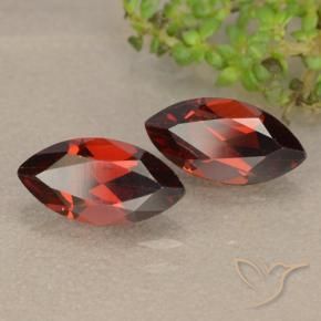 Shop natural 2.60ct Rouge foncé Grenat pyrope gems, Marquise, from Mozambique at GemSelect. In stock, global shipping!