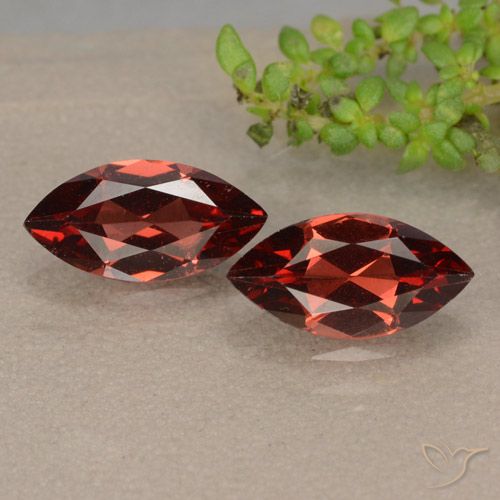 2.42ctw Naturel Rouge écarlate Grenat pyrope, Marquise, VVS-VS