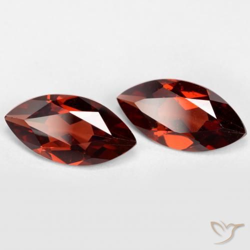 Shop natural 2.34ct Rouge merlot Grenat pyrope gems, Marquise, from Mozambique at GemSelect. In stock, global shipping!