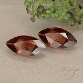 Shop natural 1.67ct Rouge écarlate Grenat pyrope gems, Marquise, from Mozambique at GemSelect. In stock, global shipping!