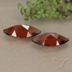 Shop natural 2.49ct Rouge foncé Grenat pyrope gems, Marquise, from Mozambique at GemSelect. In stock, global shipping!