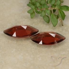 Shop natural 2.16ct Rouge foncé Grenat pyrope gems, Marquise, from Mozambique at GemSelect. In stock, global shipping!