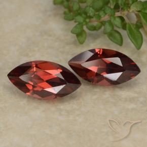 Shop natural 2.25ct Rouge écarlate profond Grenat pyrope gems, Marquise, from Mozambique at GemSelect. In stock, global shipping!