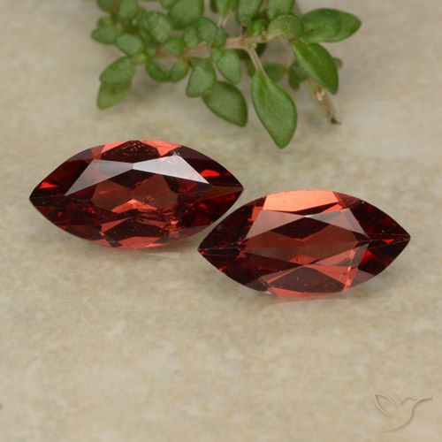 2.17ctw Naturel Rouge écarlate Grenat pyrope, Marquise, VVS-VS