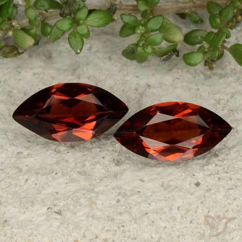 2.26ctw Naturel Rouge moyen Grenat pyrope, Marquise, VVS-VS