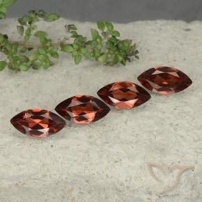 Shop natural 4.79ct Rouge foncé Grenat pyrope gems, Marquise, from Mozambique at GemSelect. In stock, global shipping!