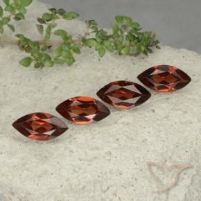 Shop natural 4.64ct Rouge moyen Grenat pyrope gems, Marquise, from Mozambique at GemSelect. In stock, global shipping!
