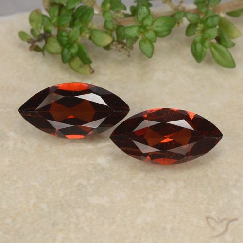 2.47ctw Naturel Rouge Sangria Grenat pyrope, Marquise, VVS-VS